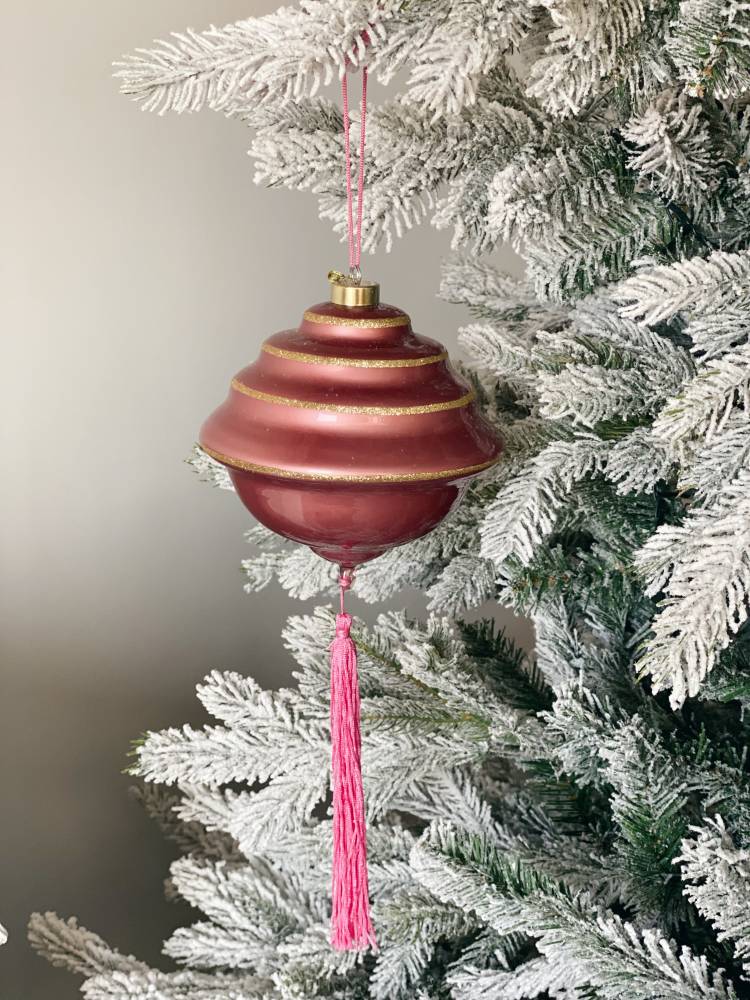 Christmas ball Diamond-shaped with a pink tassel, 15 cm