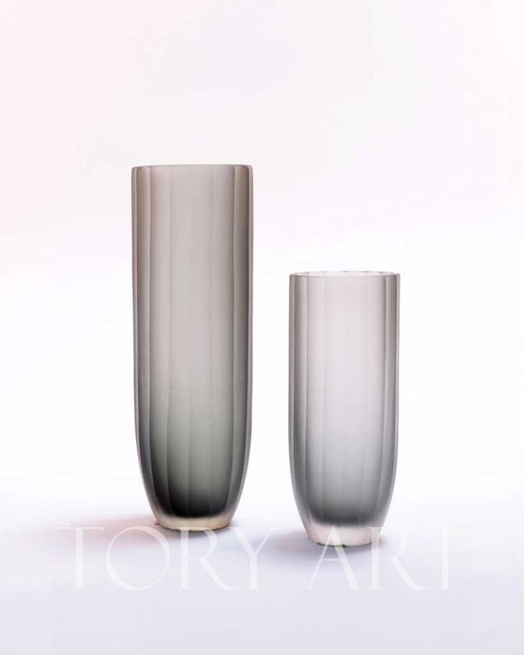 Vase cylinder gray glass, 17 cm