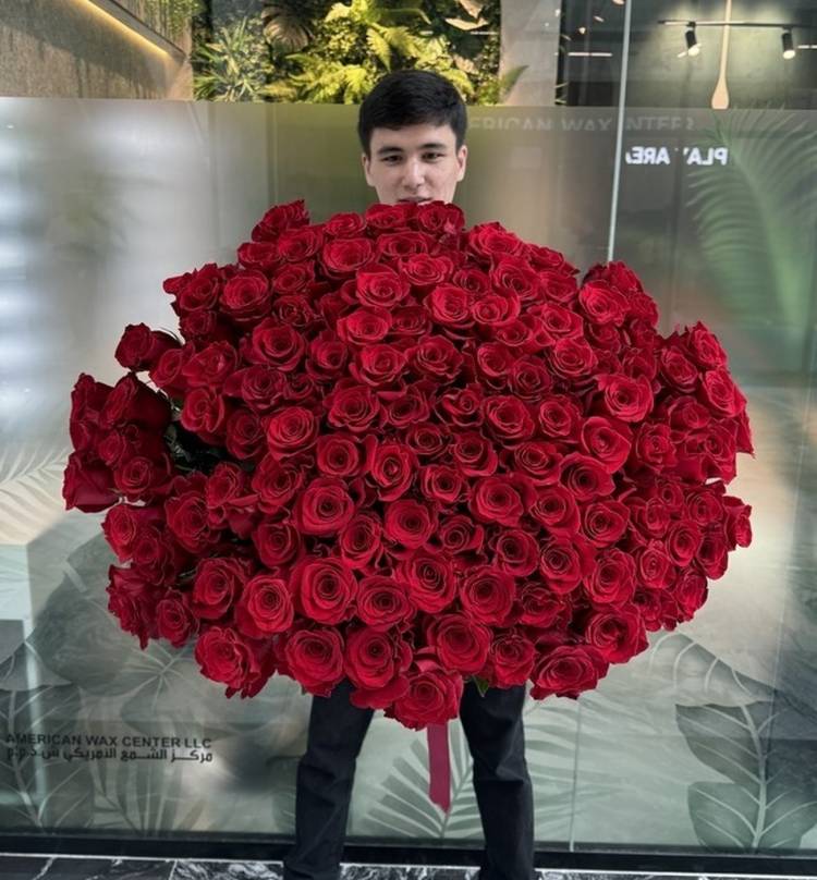 Bouquet of 101 red roses, 80 cm