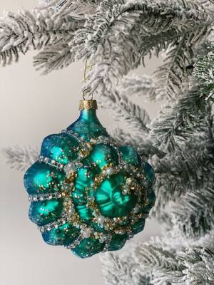 Christmas tree decoration glass Sea Rapan in as... - flowers delivery Dubai