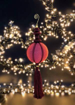 Christmas ball red with tassel, 10 cm - flowers delivery Dubai