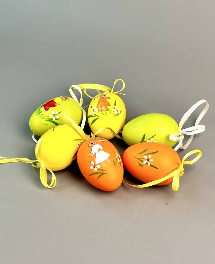 Set of 6 plastic Easter eggs