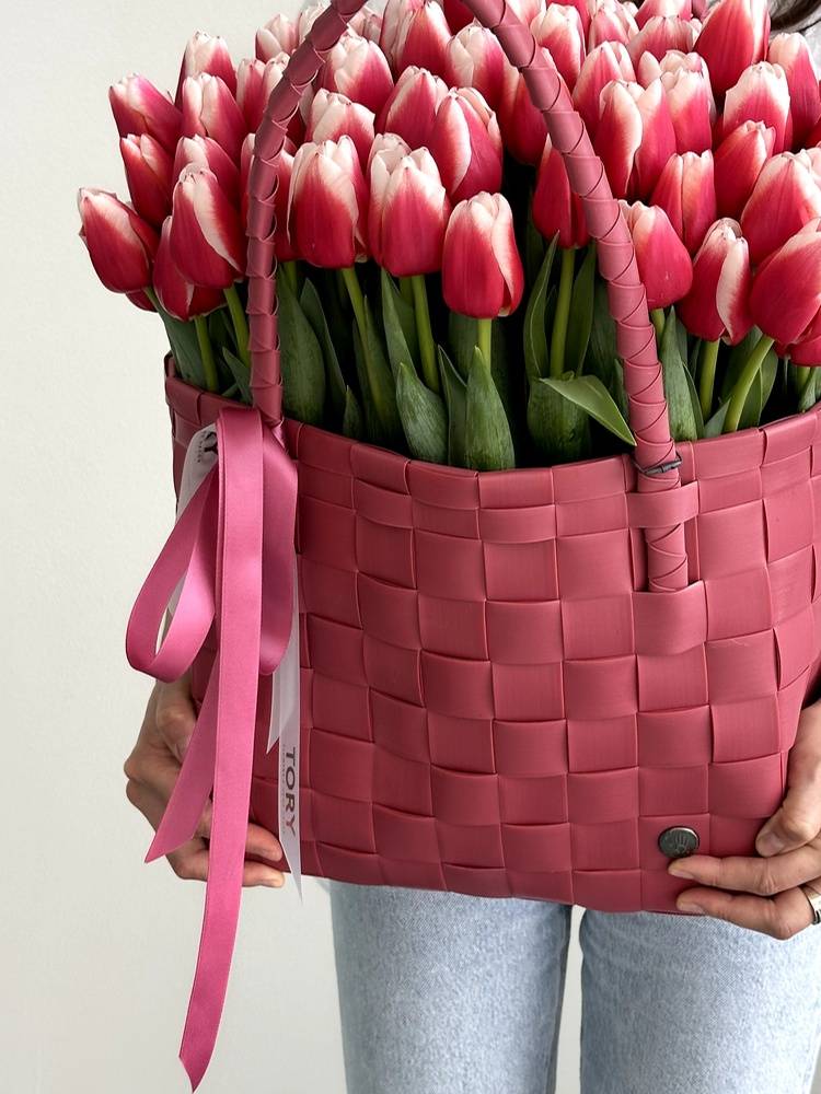 Tulips in a bag 