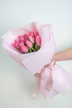Bouquet of 15 Pink Tulips - flowers delivery Dubai