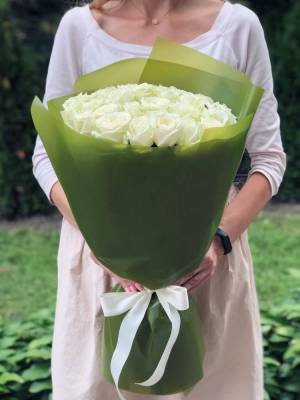 Bouquet of 35 White Roses - flowers delivery Dubai