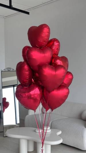 set of heart balloons - flowers delivery Dubai
