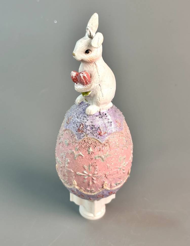 Hanging decorative figurine of a rabbit on an egg 6x6x13cm, assorted