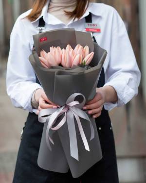 Bouquet of 15 peach tulips - flowers delivery Dubai