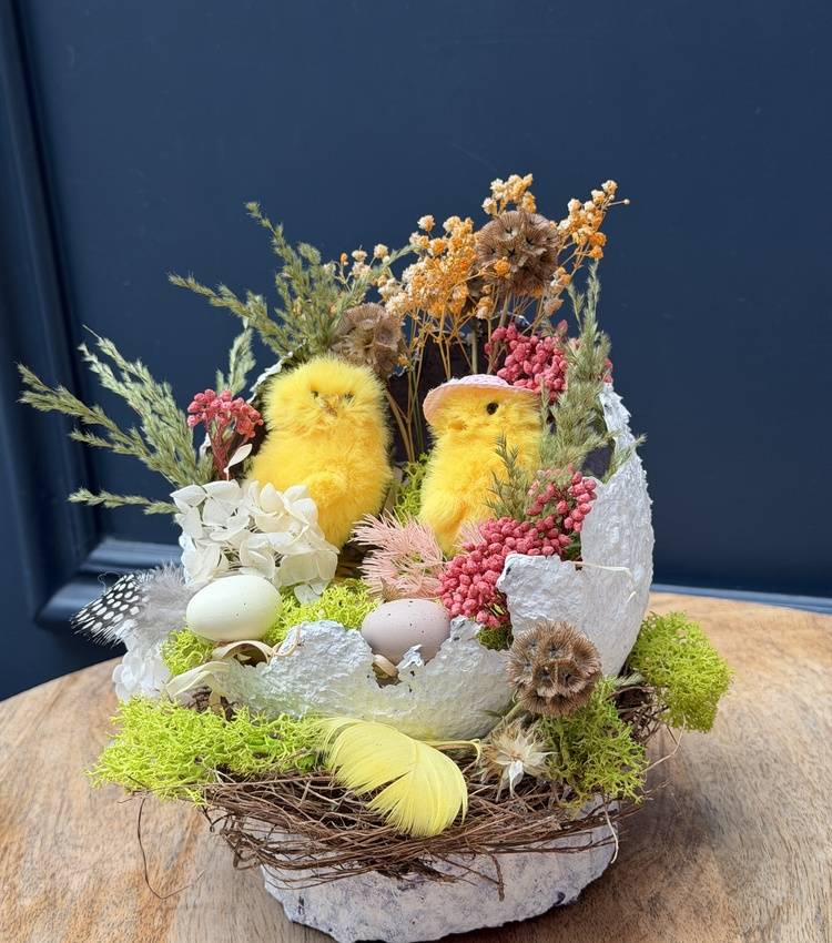 Easter composition "Joy in the Nest"