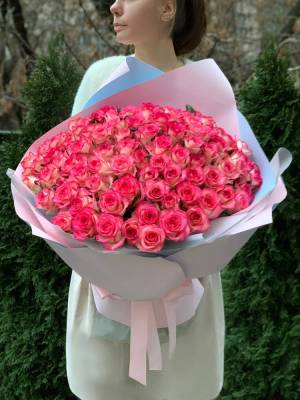 bouquet of 101 Jumilia roses in packaging - flowers delivery Dubai