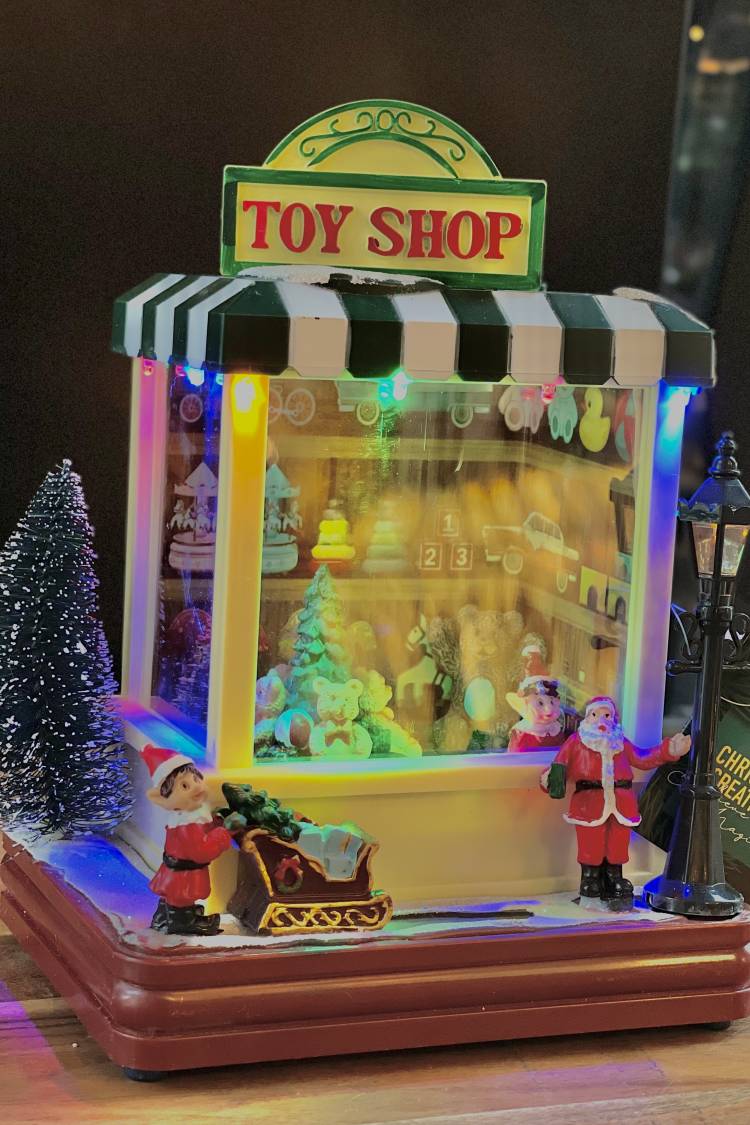 Toy shop animated, LED