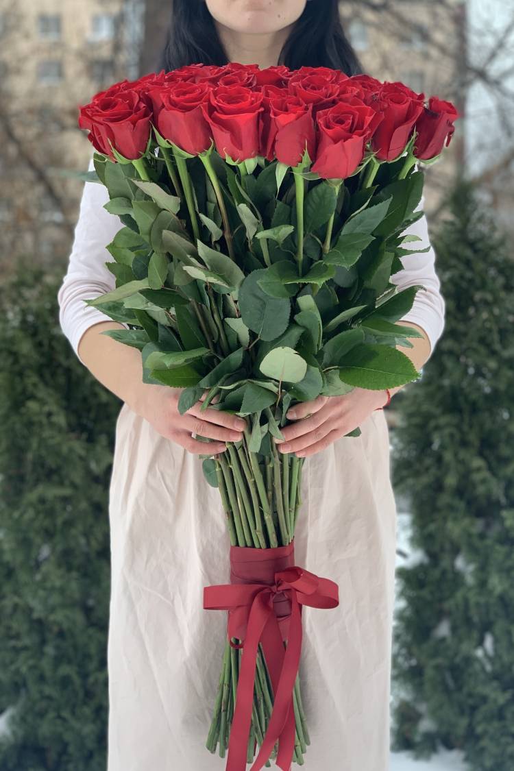50  red roses, 80 cm
