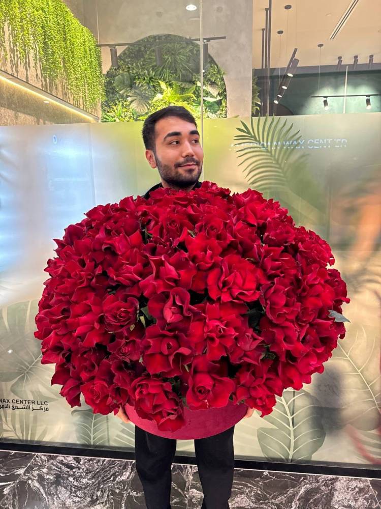 french roses in a box 