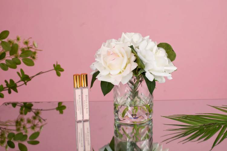 Flowers in a vase Herringbone Flower CLEAR  Blush Rose & White Roses in Navy Box