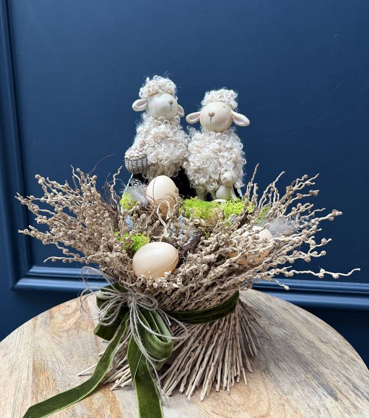 Easter composition "Curly Happiness"