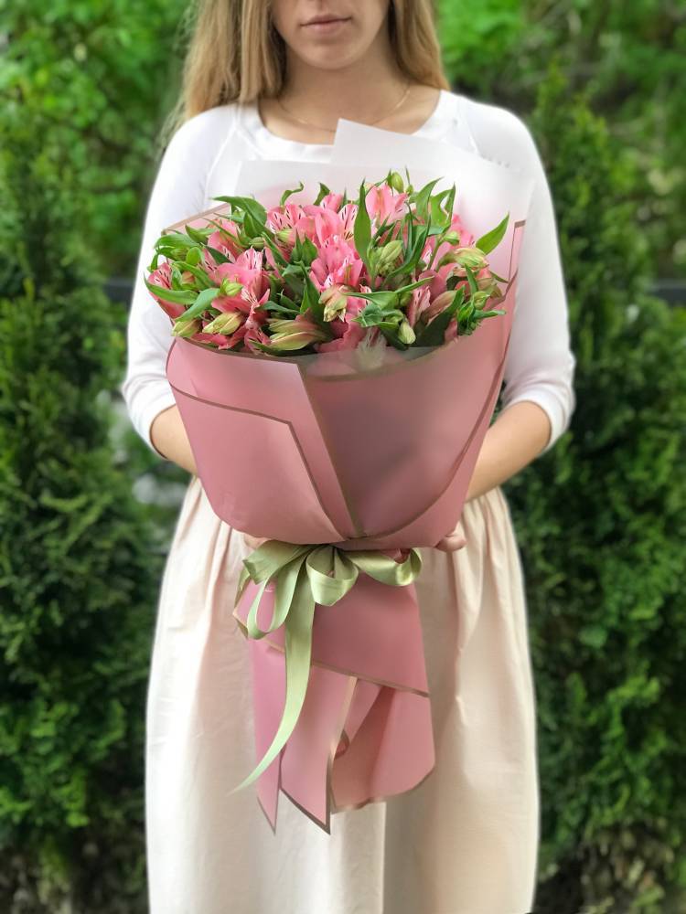 Bouquet of 15 pink alstroemeria