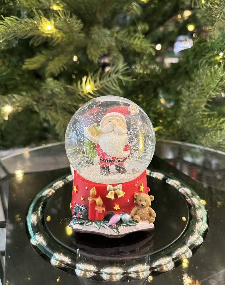 Snow globe santa assorted, glass red  6x9x7cm