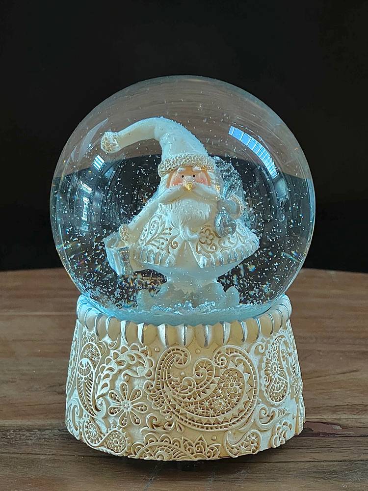 Waterball santa