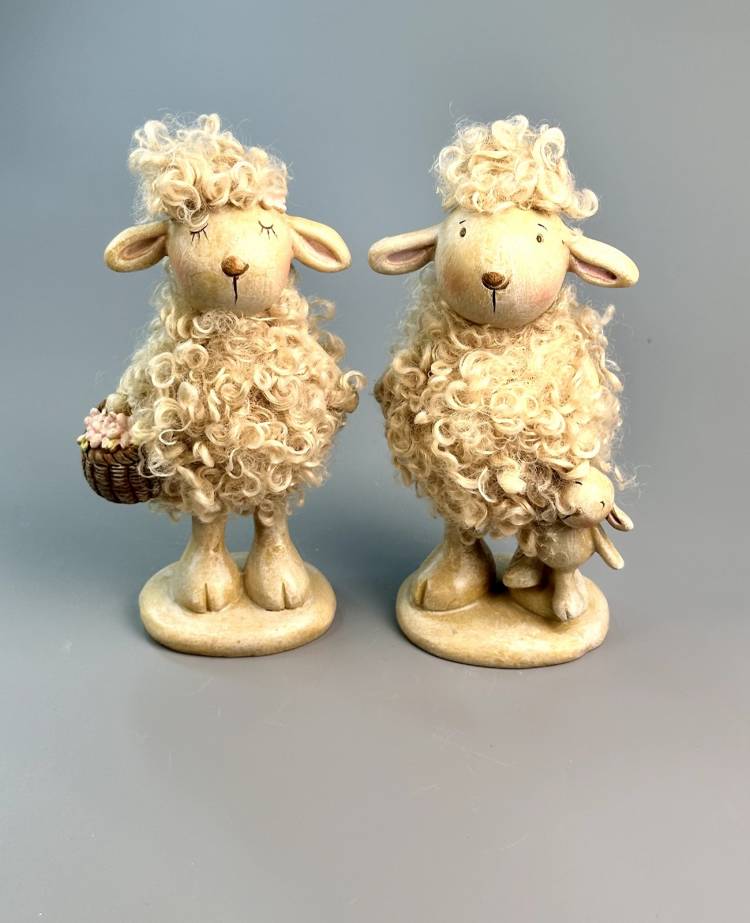 Curly brown sheep, 9*16*6 cm
