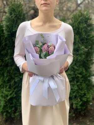 Bouquet of 9 purple hyacinths - flowers delivery Dubai