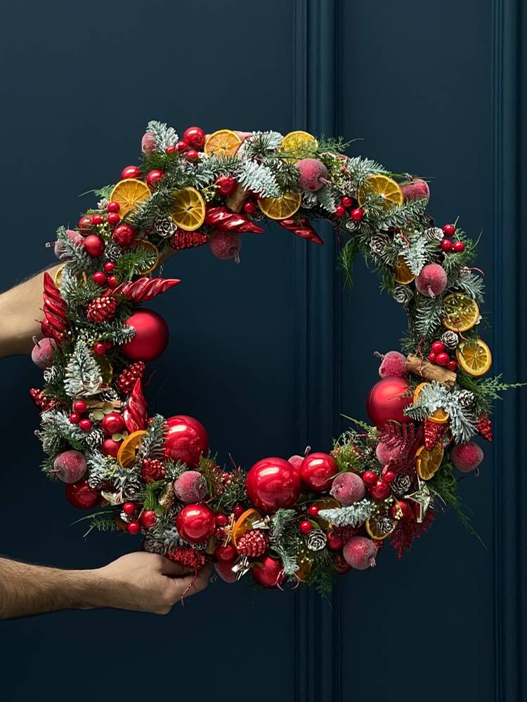 Christmas wreath "Orange Symphony"