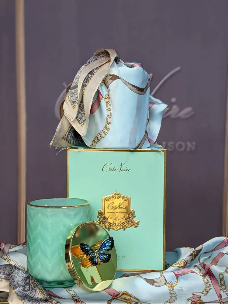 Scented CANDLE WITH SCARF - TIFFANY BLUE & GOLD - BUTTERFLY 450 g
