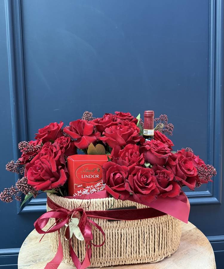 flower composition "Aristocracy of Feelings"