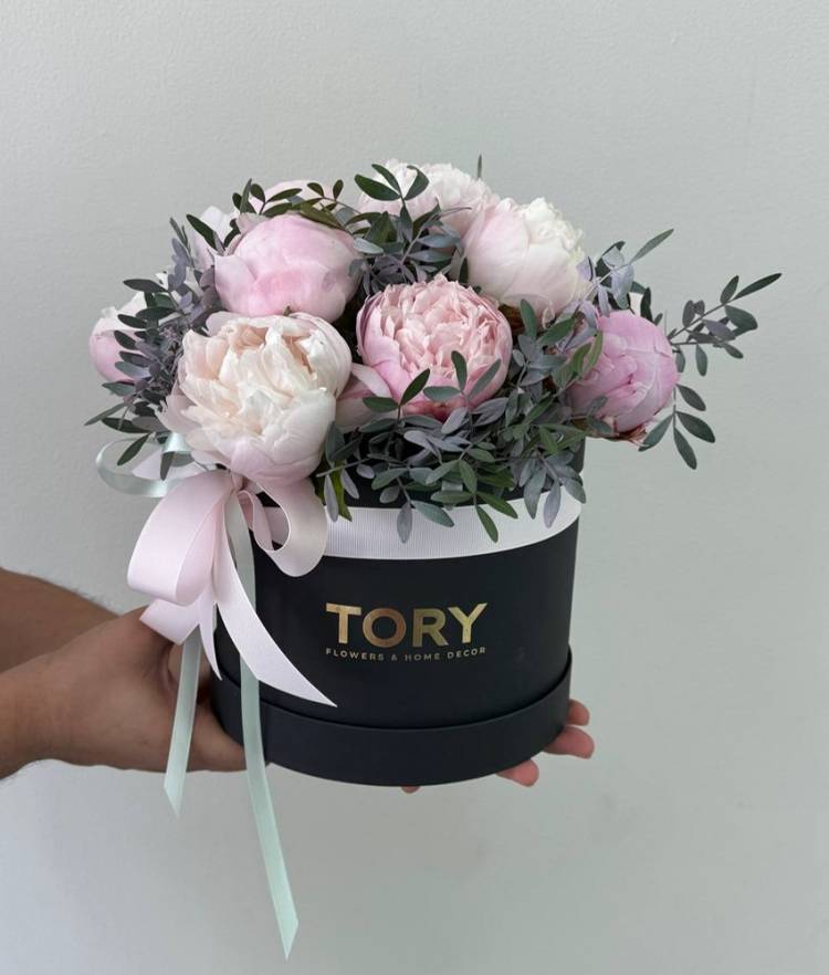 Pink peonies in a box "Soft touch"