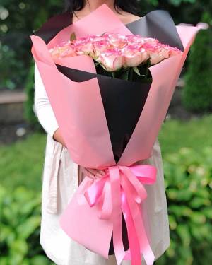 bouquet of 51 Jumilia roses in packaging - flowers delivery Dubai