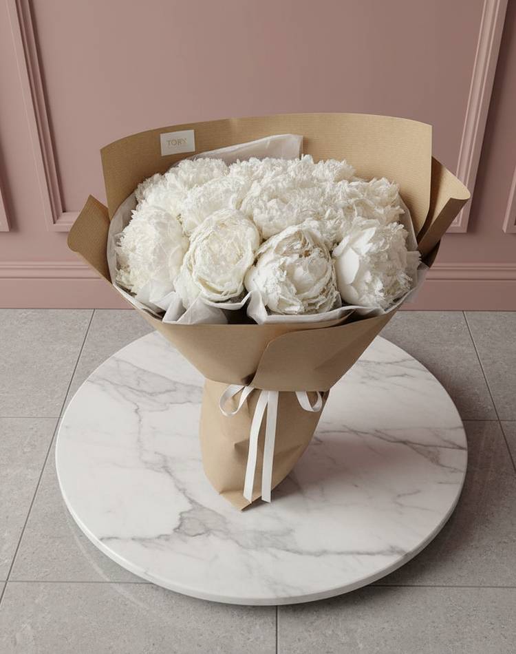 Bouquet of 15 white peonies
